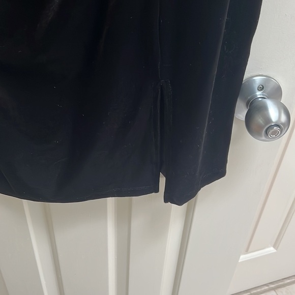 Seraphine maternity cocktail midi dress, velour - Picture 6 of 8